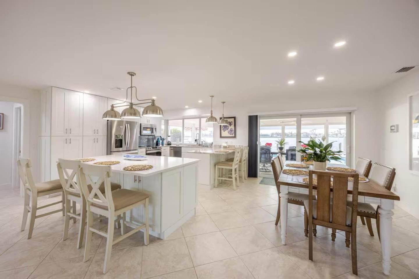 Waterfront Escape Luxurious Stay Cape Coral Esterno foto